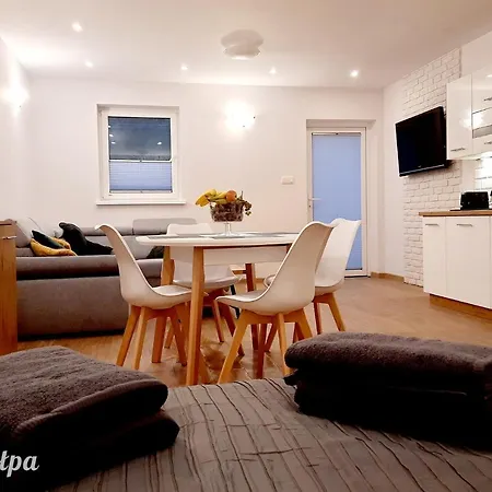 شقة Stara Chalpa موشينا